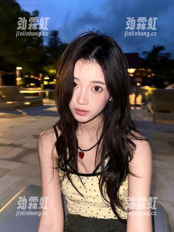 166.run 咦?登录166.run后,我发现自己的好奇心也可以这么“离谱”,哈哈!