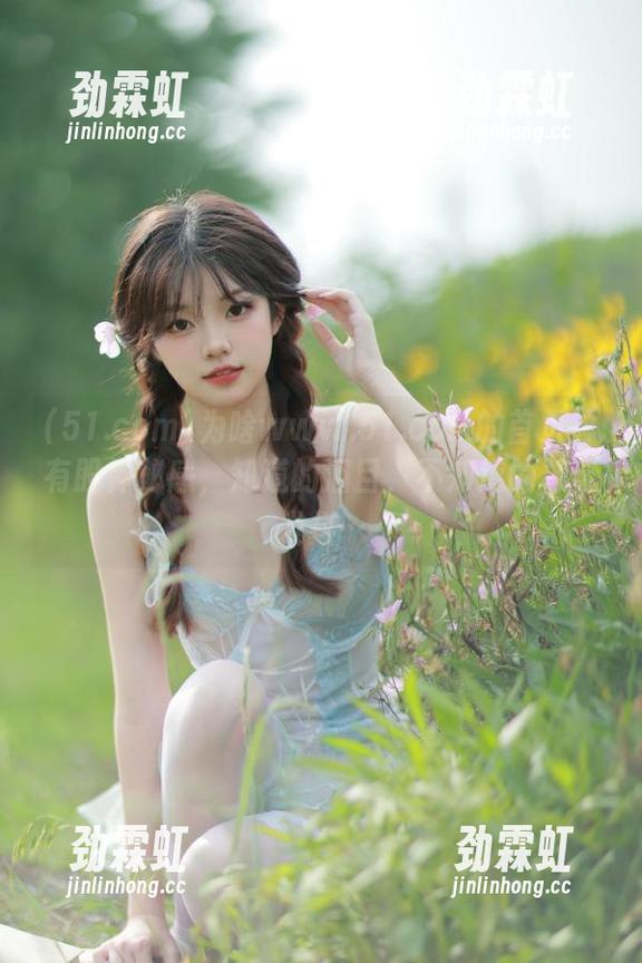 为啥www.51.com的首页总有股神秘感，知道的泪目，不知道的瑟瑟发抖…