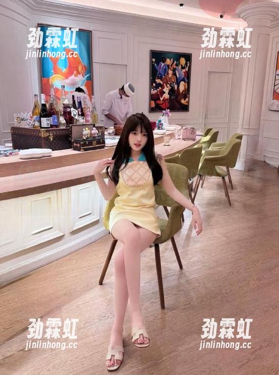 官网大更新！51app上线神奇的吃瓜换装，请收下我的膝盖！