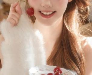 逛“51cg.plus”的ios版本，脑海里都是吃瓜的画面，无尽的脑洞…