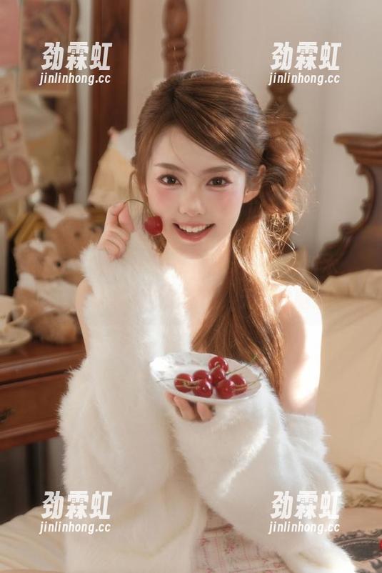 逛“51cg.plus”的ios版本，脑海里都是吃瓜的画面，无尽的脑洞…