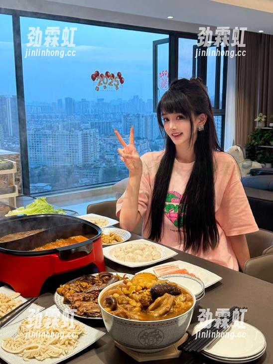51cgfun在线听见：听说某某在婚礼上吃瓜？！