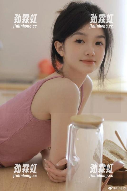 ios用户福利？听说“51免费吃瓜”就像蜻蜓点水，怎么也沾不上边！