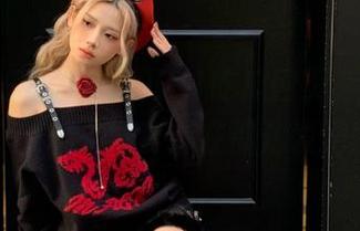 赶紧打开51吃瓜网页，我的五个倾城未婚妻都在那儿发光！