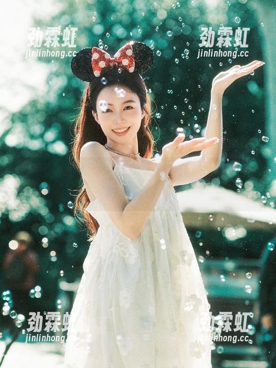 行走在51吃瓜的永久入口，感受那些意味深长的瞬间！