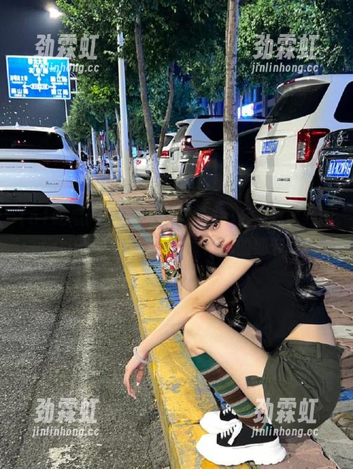 浏览51吃瓜网网页，我已经忍不住开始想象那些故事背后的细节了！
