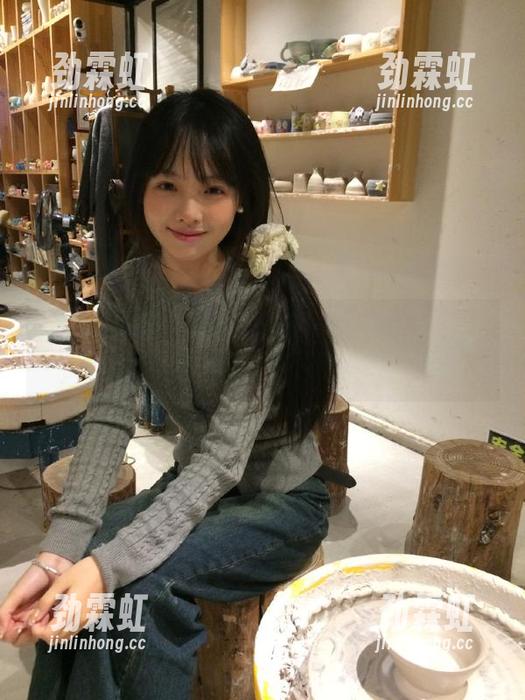 91吃瓜群众 街头小道消息:快来“91吃瓜群众”链接一下热辣八卦!
