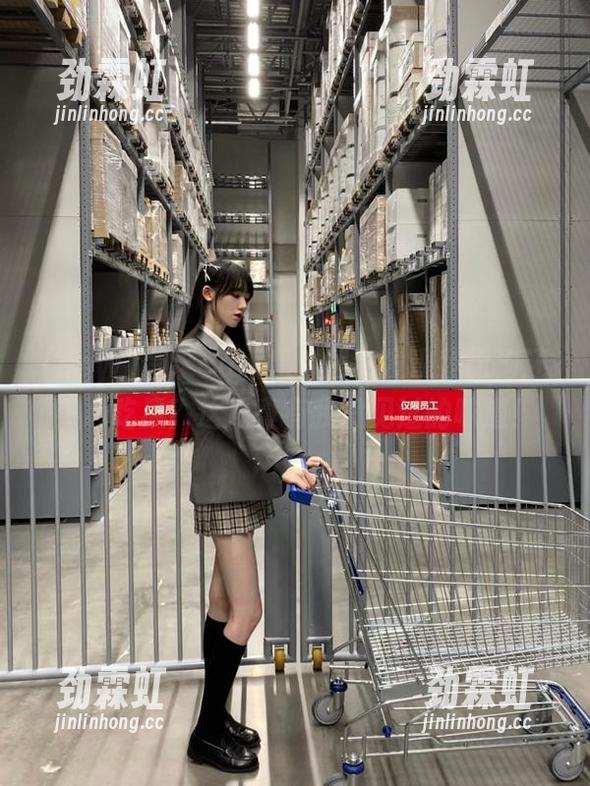 登录cgw后，居然发现我比狗还热心吃瓜？这瓜真有我没见过的味道！