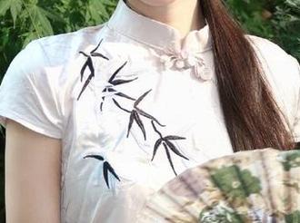 每次打开hlw.bet苹果版，就感觉自己在吃一份无糖咸鱼！