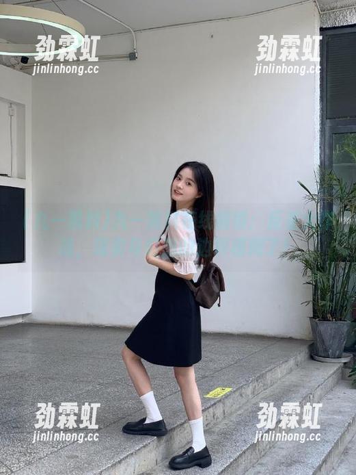 九一黑料在线解锁：反差大作战，现实与幻想的边界模糊了！
