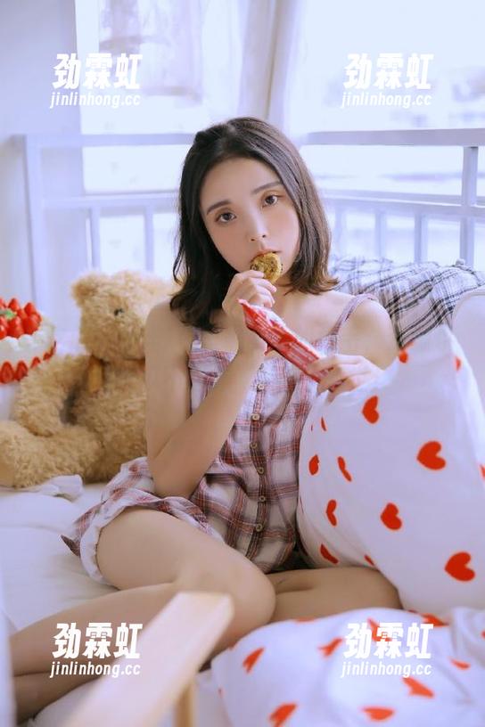 村里黑料多如牛毛，资源供给吃瓜不打烊，简直是盛世！