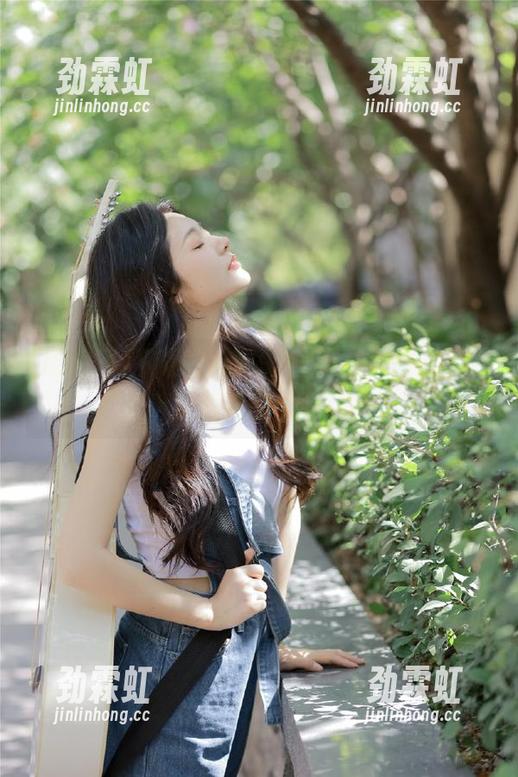 下载吃瓜网91，开启你的吃瓜模式！更劲爆的瓜等你来！