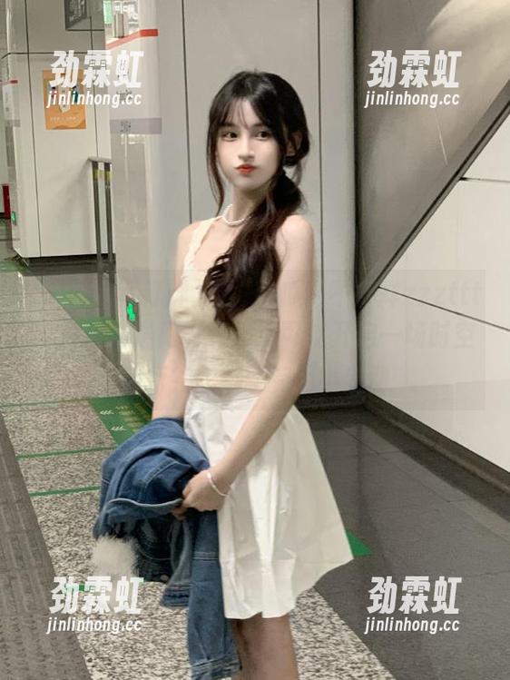 当“吃瓜网不打烊zzzttt”遇上传送门，有没有可能开启一场时空旅行？想想就有点小激动