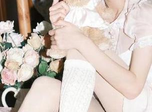 吃瓜黑料网网页热搜：朝阳群众间的秘密花园究竟藏着什么？