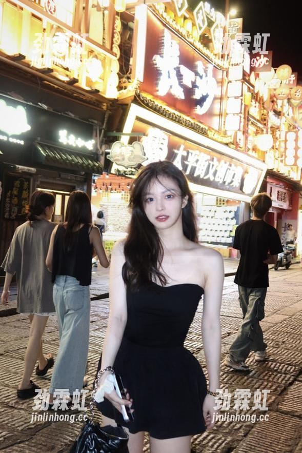 越狩猎越深的资源，吃瓜黑料网页帮你消化八卦的燥热情绪！