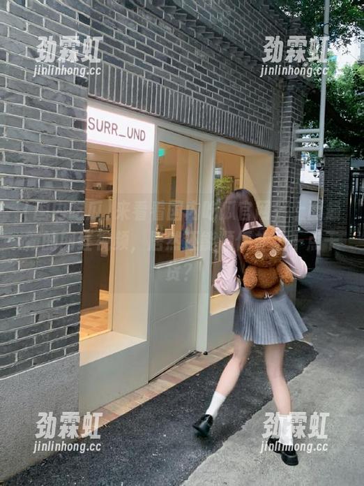 来看看国内吃瓜官网，上面最新的网红视频，居然还能顺便补上一点干货？