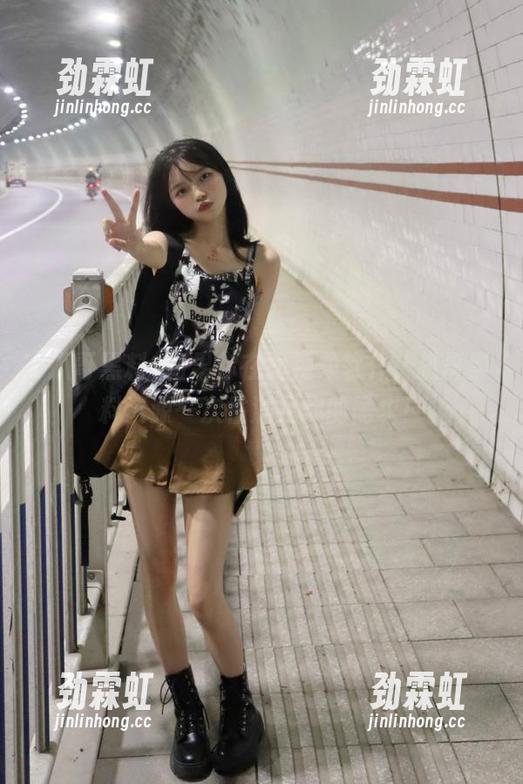 如果你在找视频软件，扒哥黑料资源一次性满足你的需求！