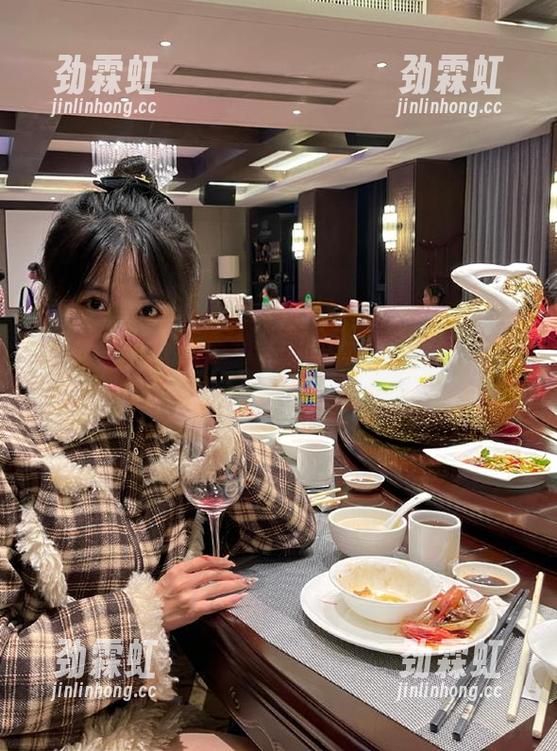 首页来波热gossip，老司机黑料后面到底藏了多少惊喜？