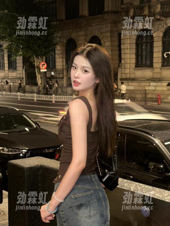 免费拖你进入黑料91的狂欢之夜，八卦惊喜层出不穷！