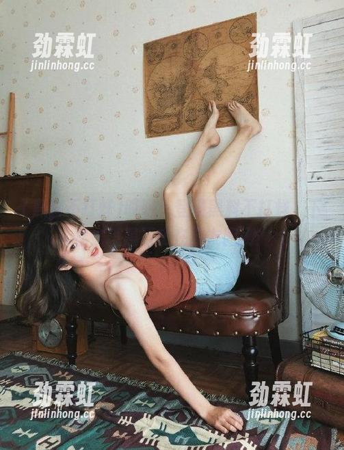 哎呀，登录黑料不打烊，下载这段黑历史在朋友圈刷！