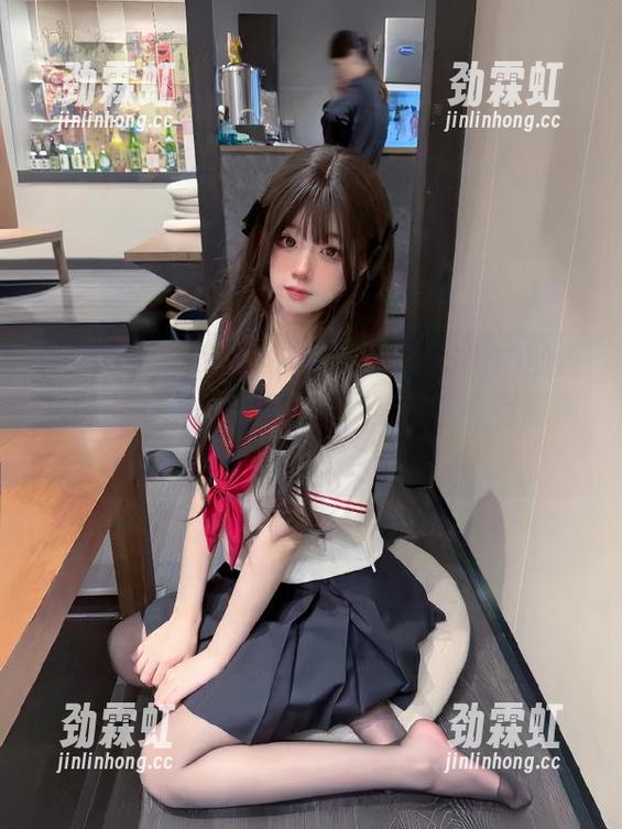 被黑料不打烊su6688的视频吸引了，心里在想：到底谁这么有剧情感！
