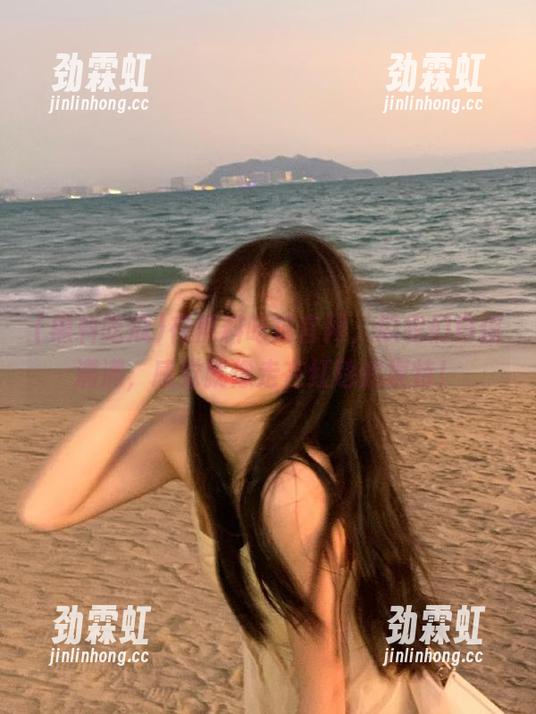 在黑料吃瓜官网，瓜农们自信满满，感觉就像走在红毯的模特！