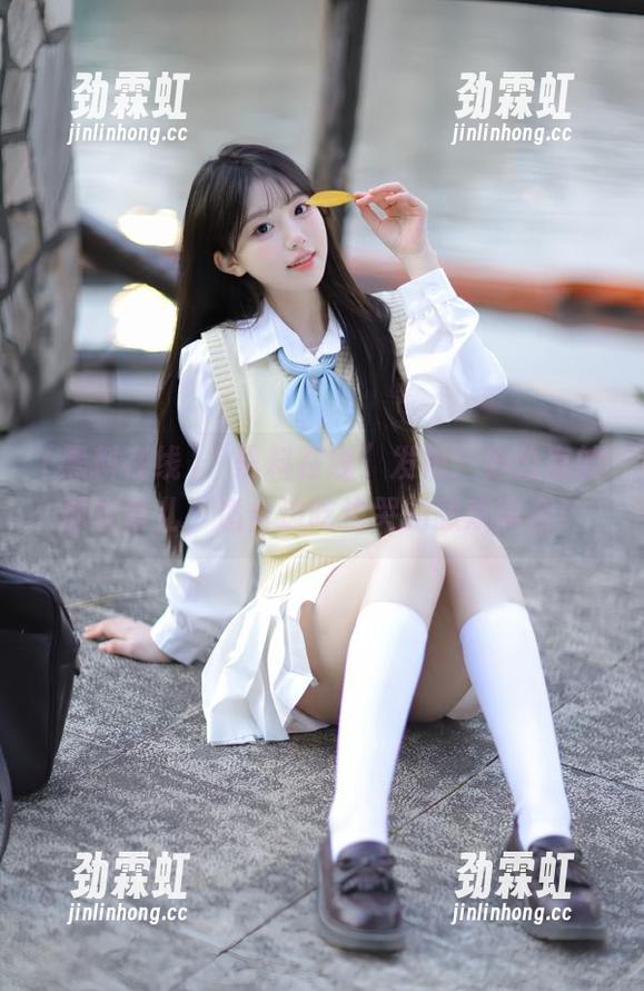 “黑料在线”发布：办公室的那些事儿，适合边吃边哭的悲欢离合！