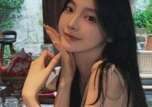 看完“万篇长征黑料正能量”，思维链接的不是剧情，而是八卦和爱恨情仇。