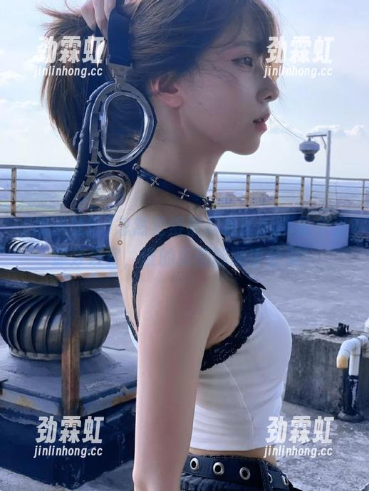 忽然觉得黑料社区app是个资源分发官，谁的瓜都能顺手分享！