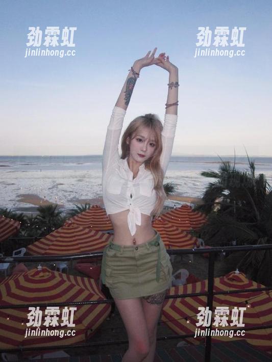 “黑料网曝”导航：今天又是谁的瓜被在线丢弃了？真是个悲惨的现场啊！