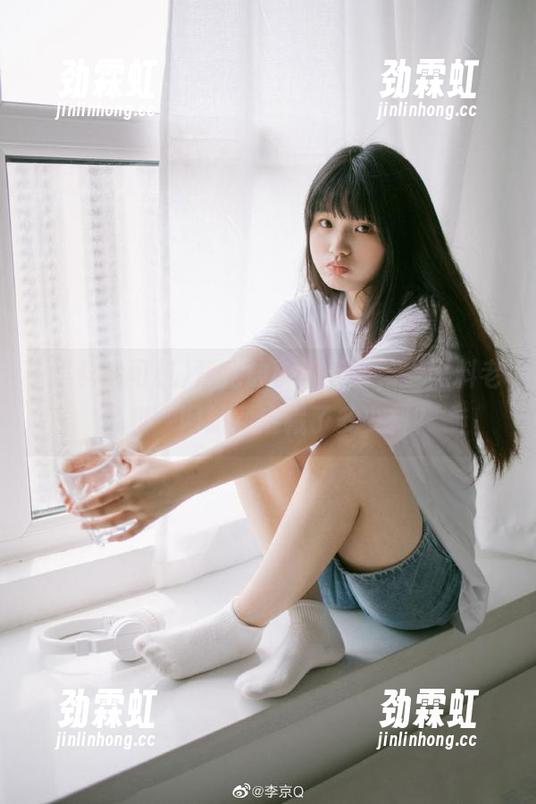 背后故事满天飞，“黑料老司机”网站到底藏了多少料？